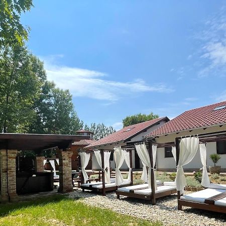 Istvan Parkhotel Es Gasztrofarm Sormas Exterior photo